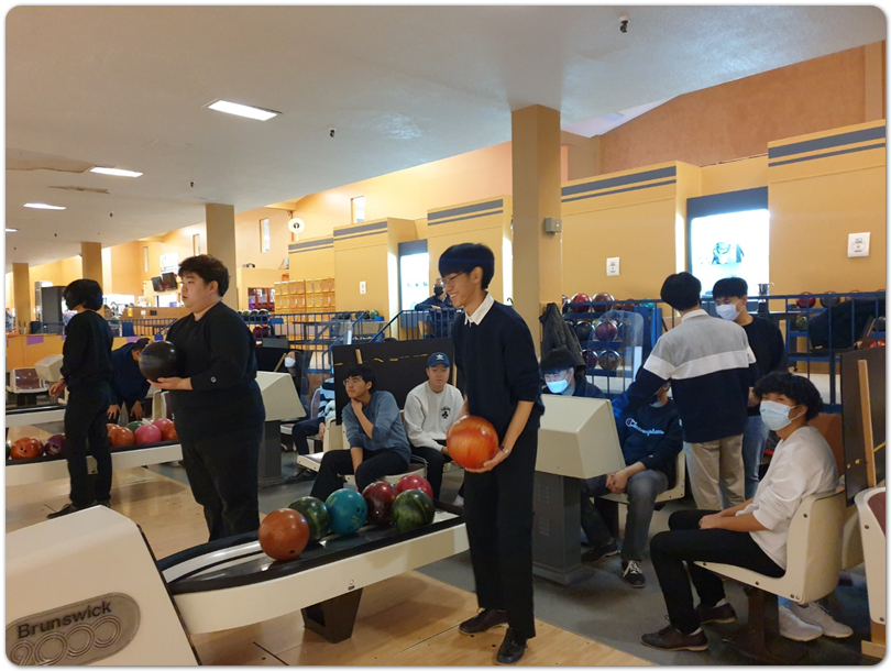 youth and young bowling - 1.jpg